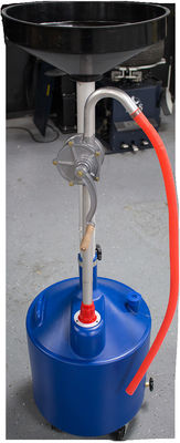 Regulowana aluminiowa pompa o pojemności 18 galonów, w pozycji pionowej, przenośny spust oleju